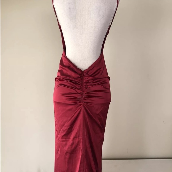 Abyss by Abby Formal / Cocktail Dress Tagged as Size L (but fits 10/12) - Picture 6 of 12